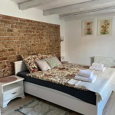 农家乐 Zielona Roza 瓦姆比耶尔兹采