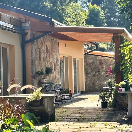 农家乐 Zielona Roza